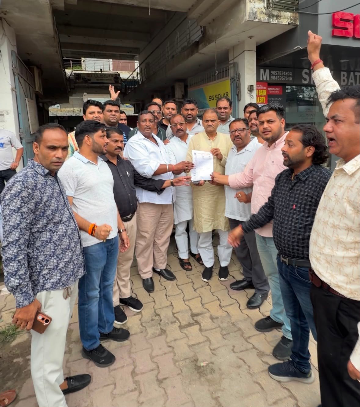 आवास विकास के खिलाफ मेरठ बंद की तैयारी